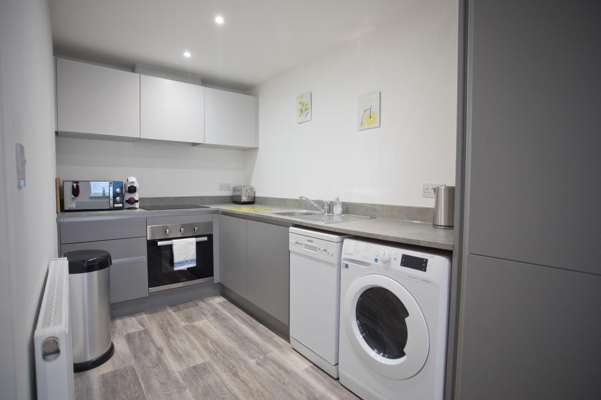 בורנמות' Sea Air - 2 Bedrooms - Parking - Mins To Beach מראה חיצוני תמונה