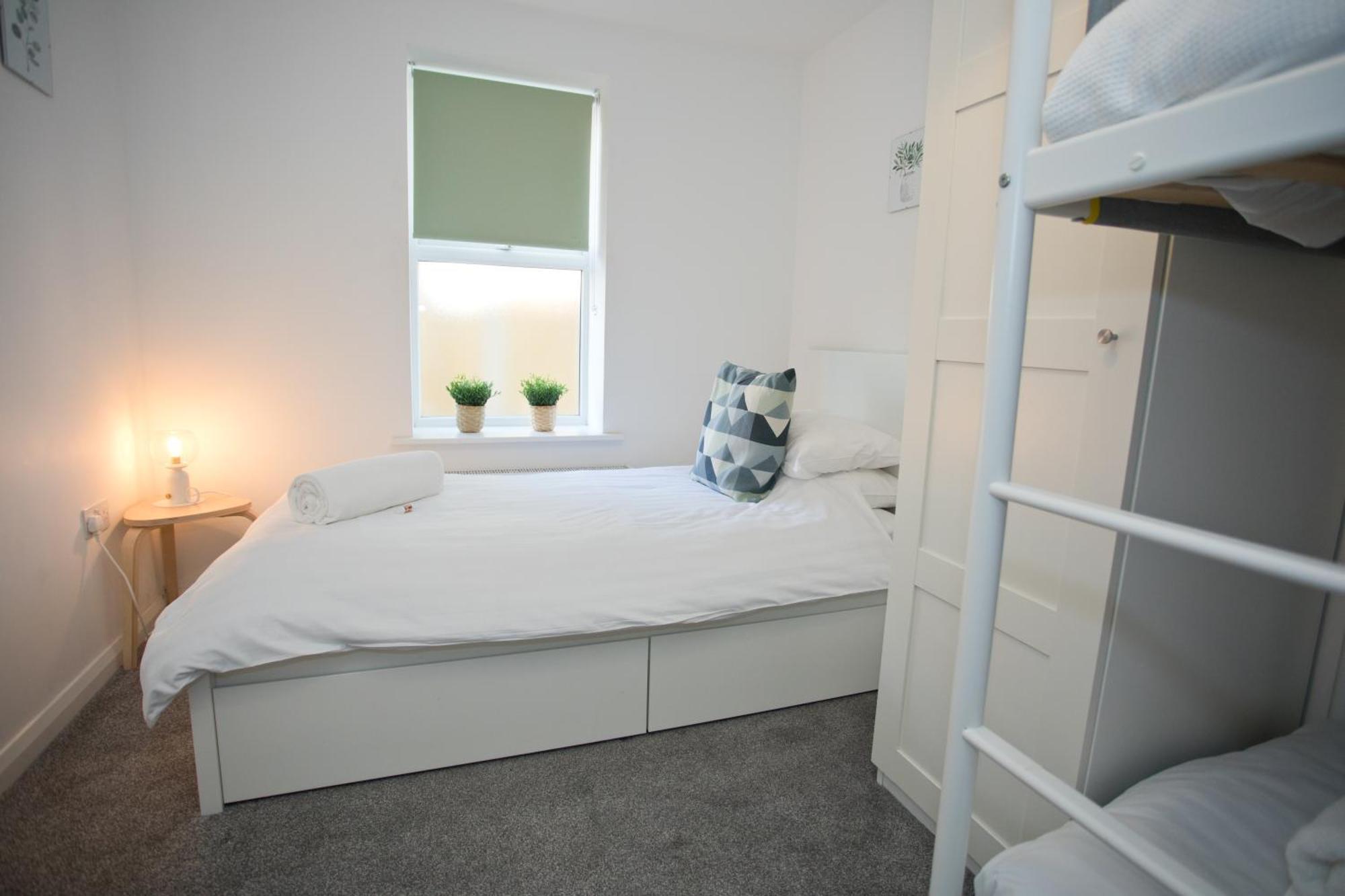 בורנמות' Sea Air - 2 Bedrooms - Parking - Mins To Beach מראה חיצוני תמונה