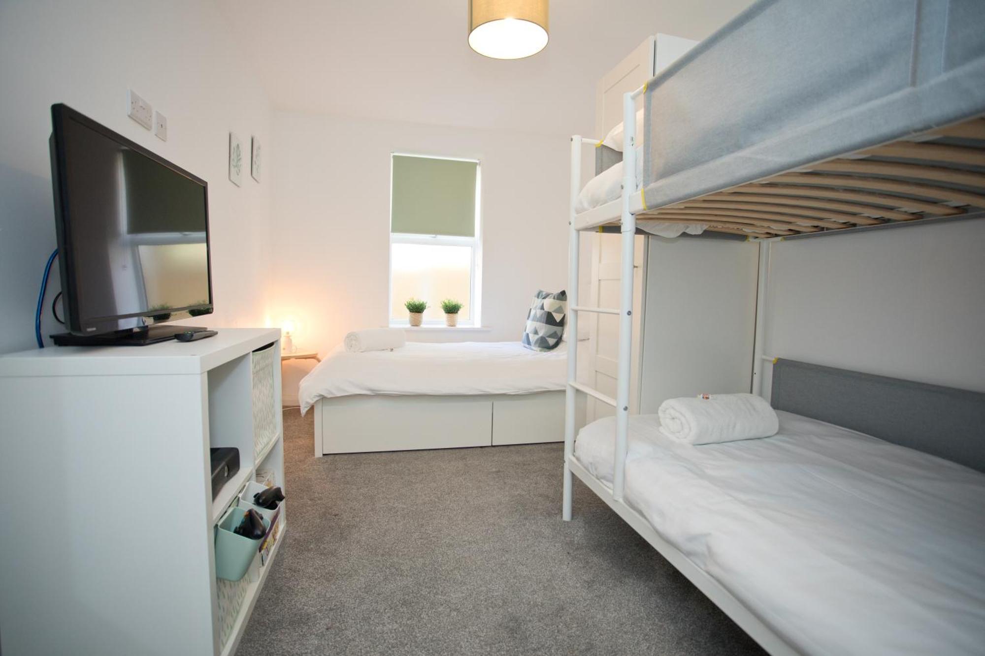 בורנמות' Sea Air - 2 Bedrooms - Parking - Mins To Beach מראה חיצוני תמונה
