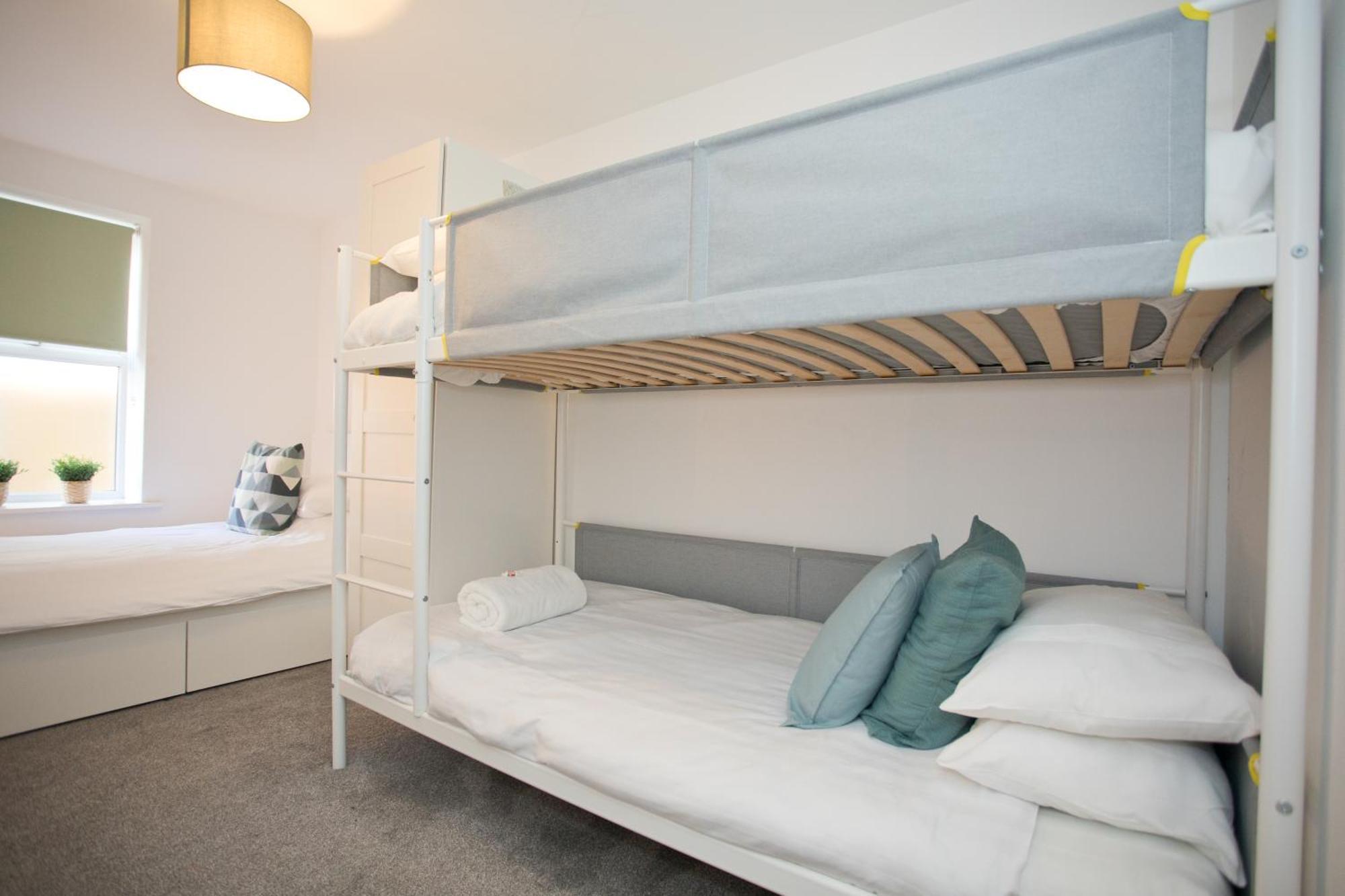 בורנמות' Sea Air - 2 Bedrooms - Parking - Mins To Beach מראה חיצוני תמונה